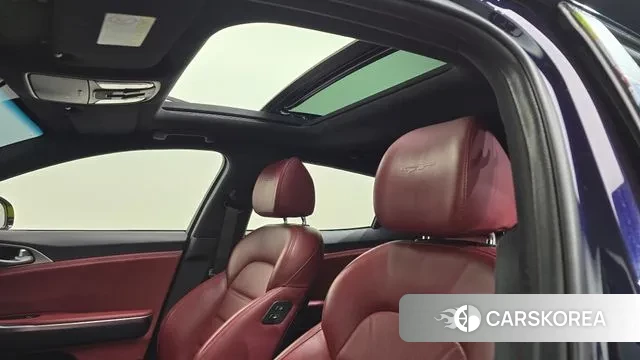 Kia Stinger id 3599201 из Кореи 10