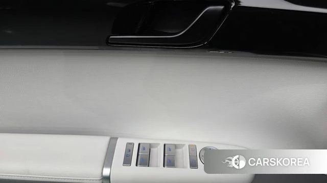 Hyundai Grandeur Hybrid (GN7) id 4617663 из Кореи 10
