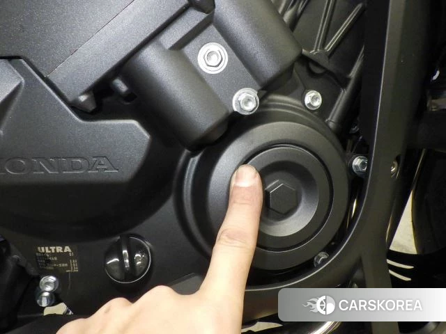 Проданный Honda CBR650R E-CLUTCH id 3997170 из Японии, фото 10