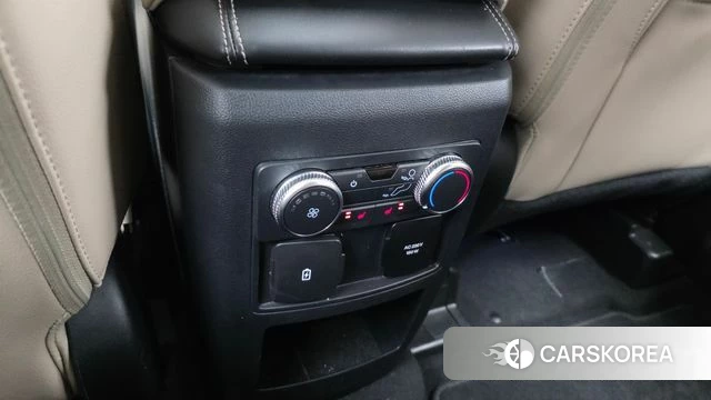 Ford Explorer 6th Generation id 4383522 из Кореи 10
