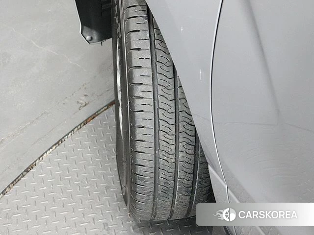 Hyundai The New Grand Starex id 3823849 из Кореи 10