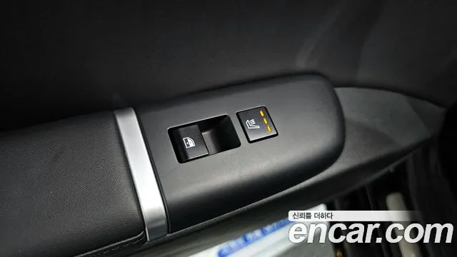 Hyundai Grandeur (GN7) id 2720769 из Кореи 10