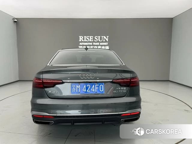 Audi A4L id 4297248 из Китая 10