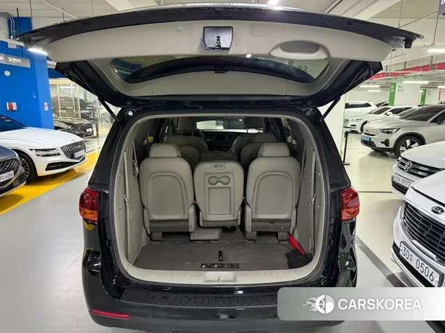 Kia The New Carnival id 3573668 из Кореи 10