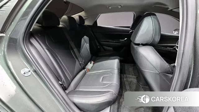 Hyundai Avante (CN7) id 3329923 из Кореи 10