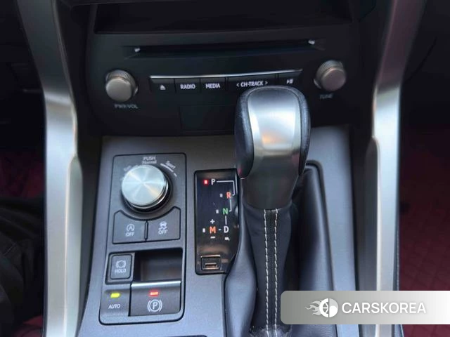 Lexus NX id 4241145 из Китая 10