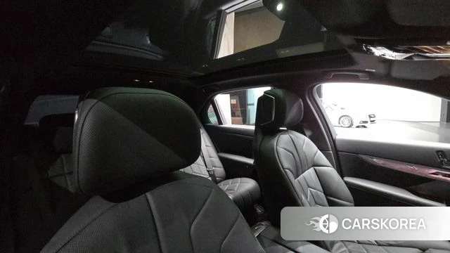 BMW 7 Series (G70) id 4462642 из Кореи 10