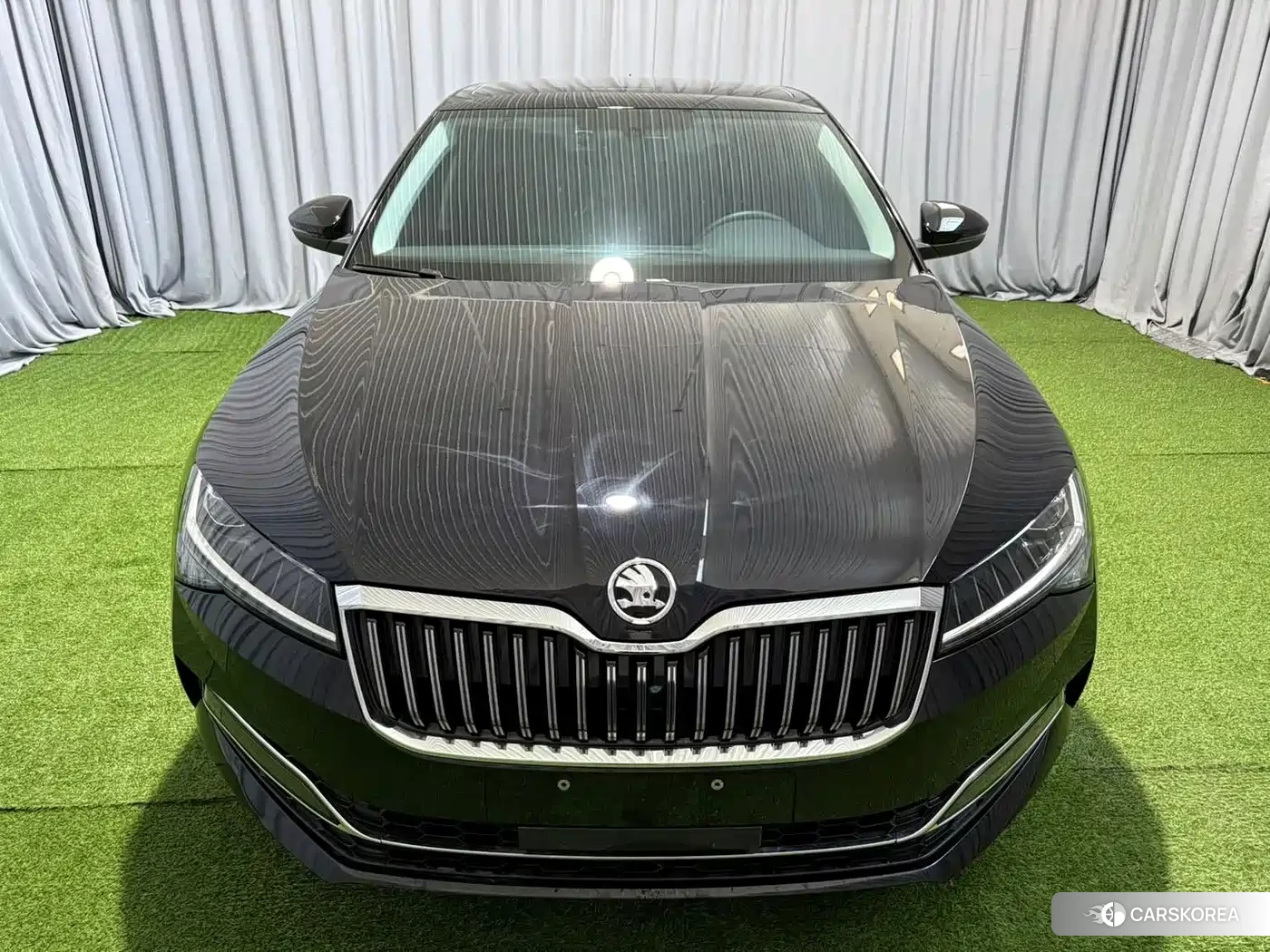 Skoda Superb id 4664386 из Китая 10