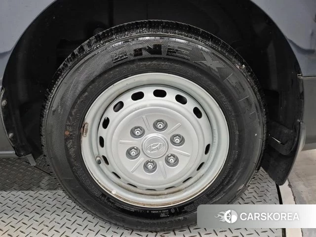 Hyundai The New Grand Starex id 4502378 из Кореи 10