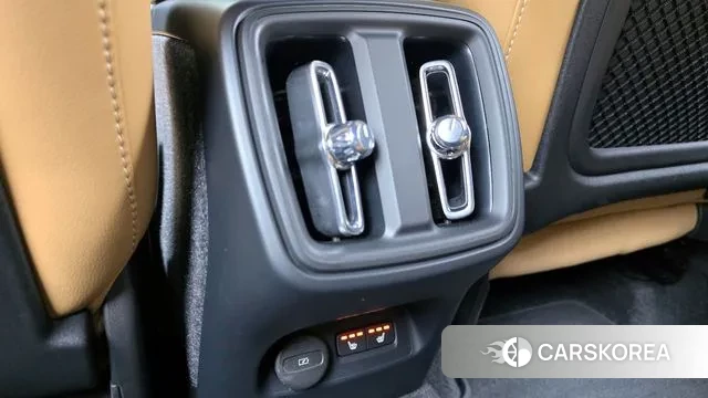 Volvo XC40 id 3764989 из Кореи 10