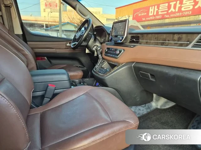 Hyundai The New Grand Starex id 3656552 из Кореи 10