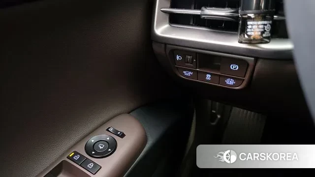 Hyundai Grandeur Hybrid (GN7) id 2930286 из Кореи 10