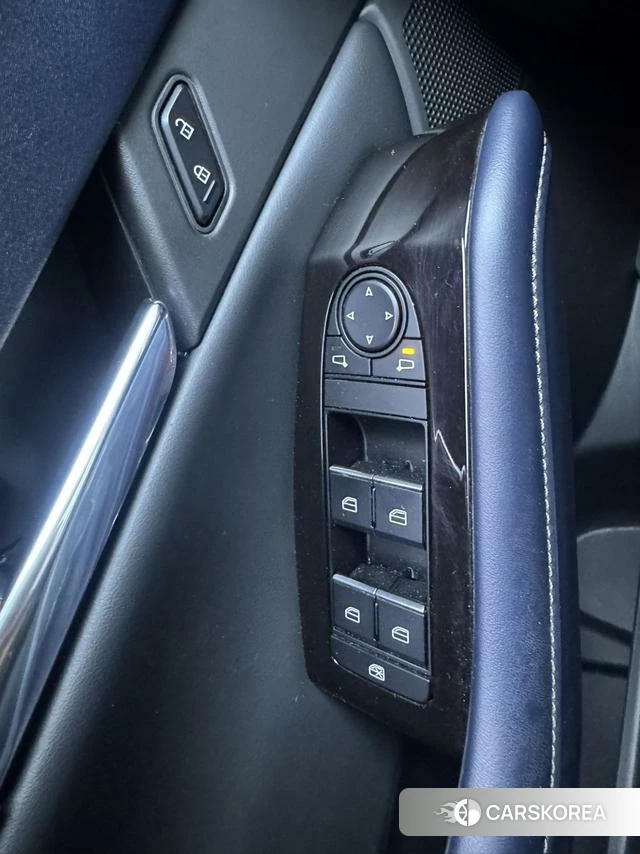 Mazda CX-30 id 4299666 из Китая 10