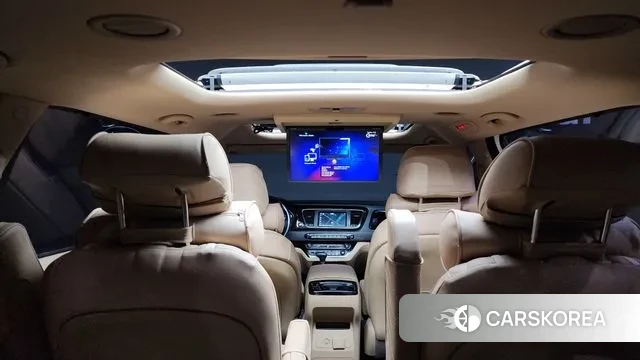 Kia The New Carnival id 3656838 из Кореи 10