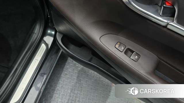 Hyundai The New Grandeur IG id 3936238 из Кореи 10