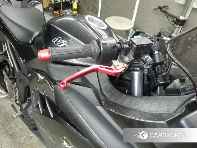 Kawasaki NINJA 250 id 3947292 из Японии 10