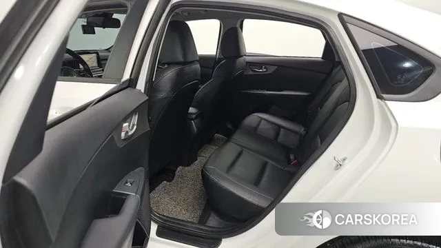 Kia Come New K3 id 3601281 из Кореи 10