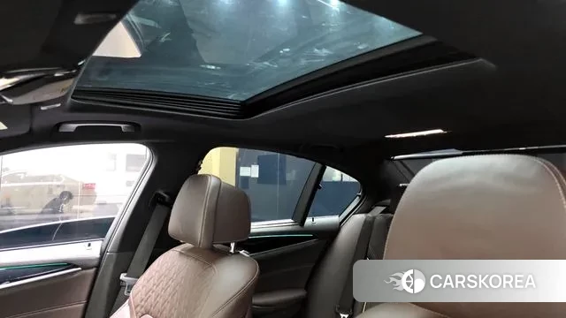 BMW 5 Series (G30) id 3037491 из Кореи 10