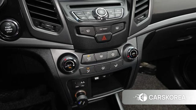 Ssangyong New Style Korando C id 4471677 из Кореи 10