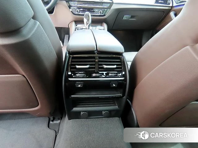 BMW 5 Series (G30) id 4477237 из Кореи 10