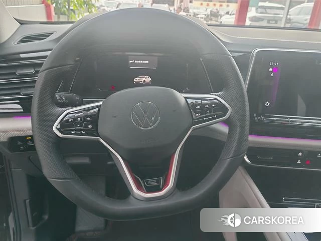 Volkswagen Tourang id 4217390 из Китая 10