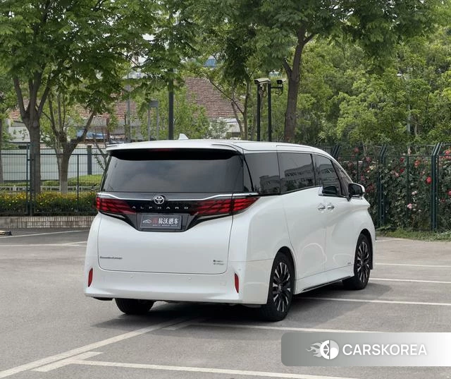 Toyota Elfa id 4314816 из Китая 10