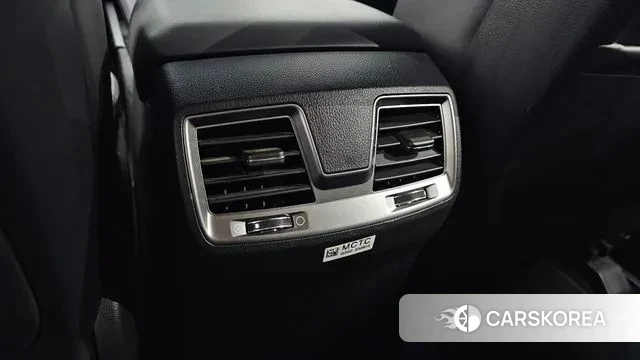 Ssangyong The New Rexton Sports Cannes id 3487445 из Кореи 10