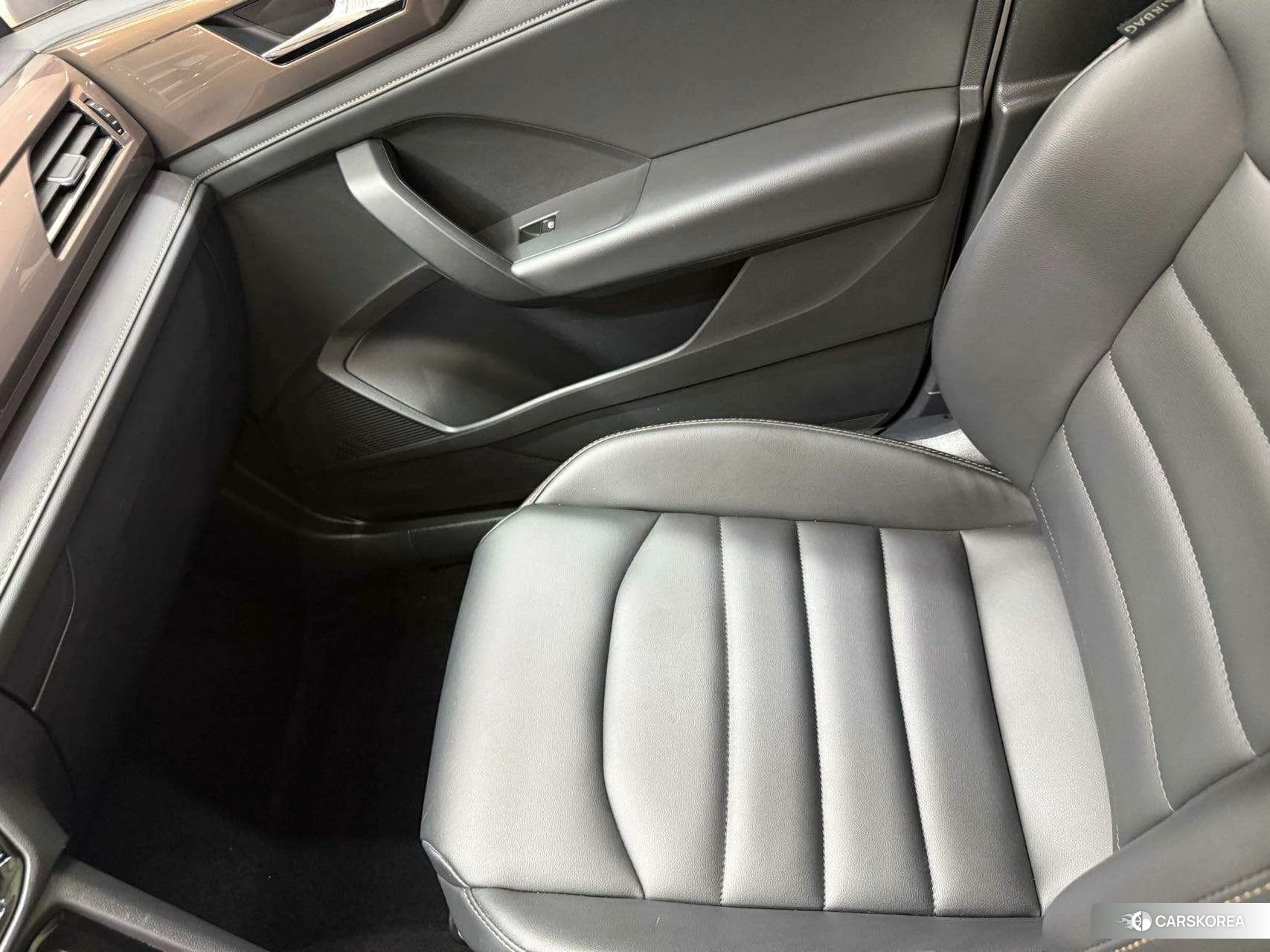 Volkswagen Tuyue id 4468104 из Китая 10