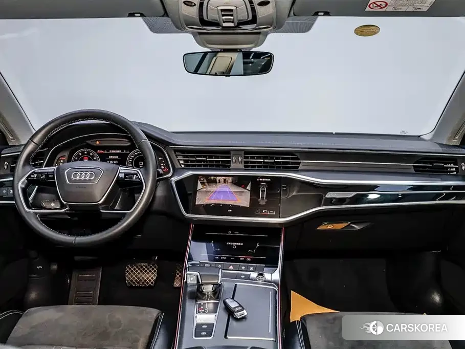 Audi A7L id 4601169 из Китая 10