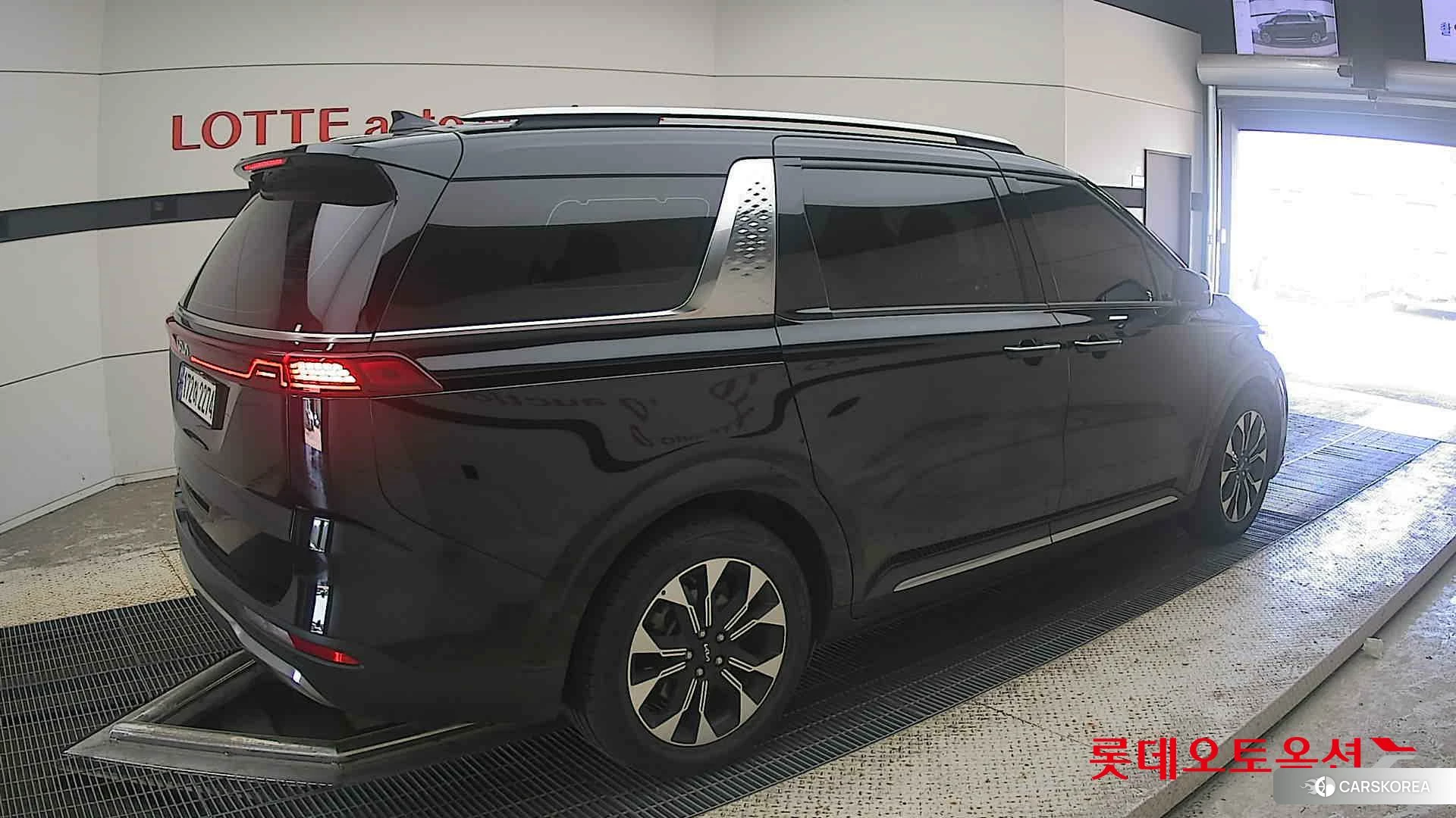 Kia Carnival id 4679363 из Кореи 10
