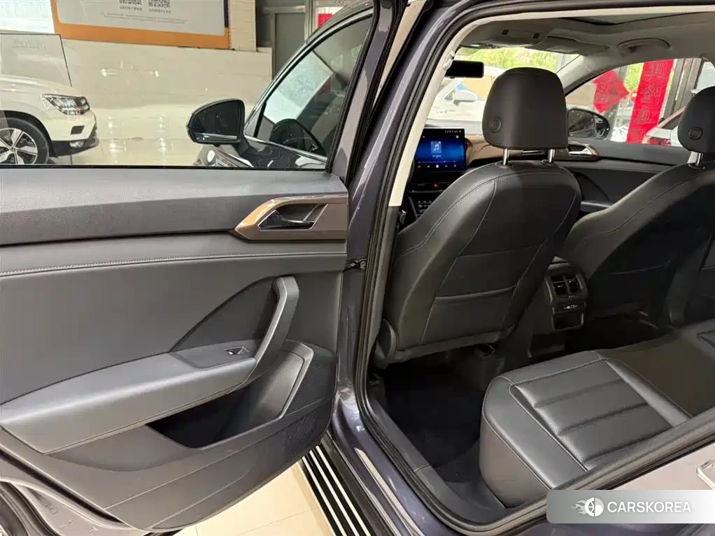Volkswagen Tharu id 4679757 из Китая 10