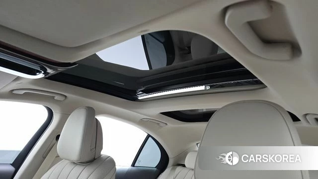 Mercedes-Benz E-Class W214 id 4185825 из Кореи 10