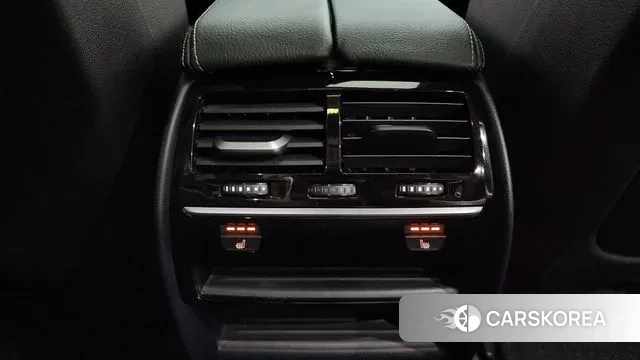 BMW 5 Series (G30) id 3220691 из Кореи 10