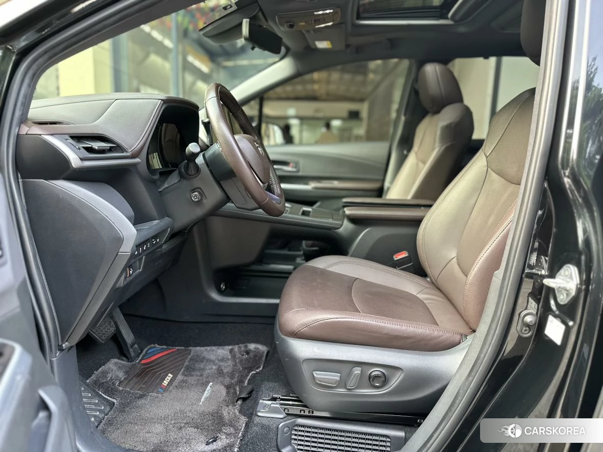 Toyota Saina id 4454757 из Китая 10