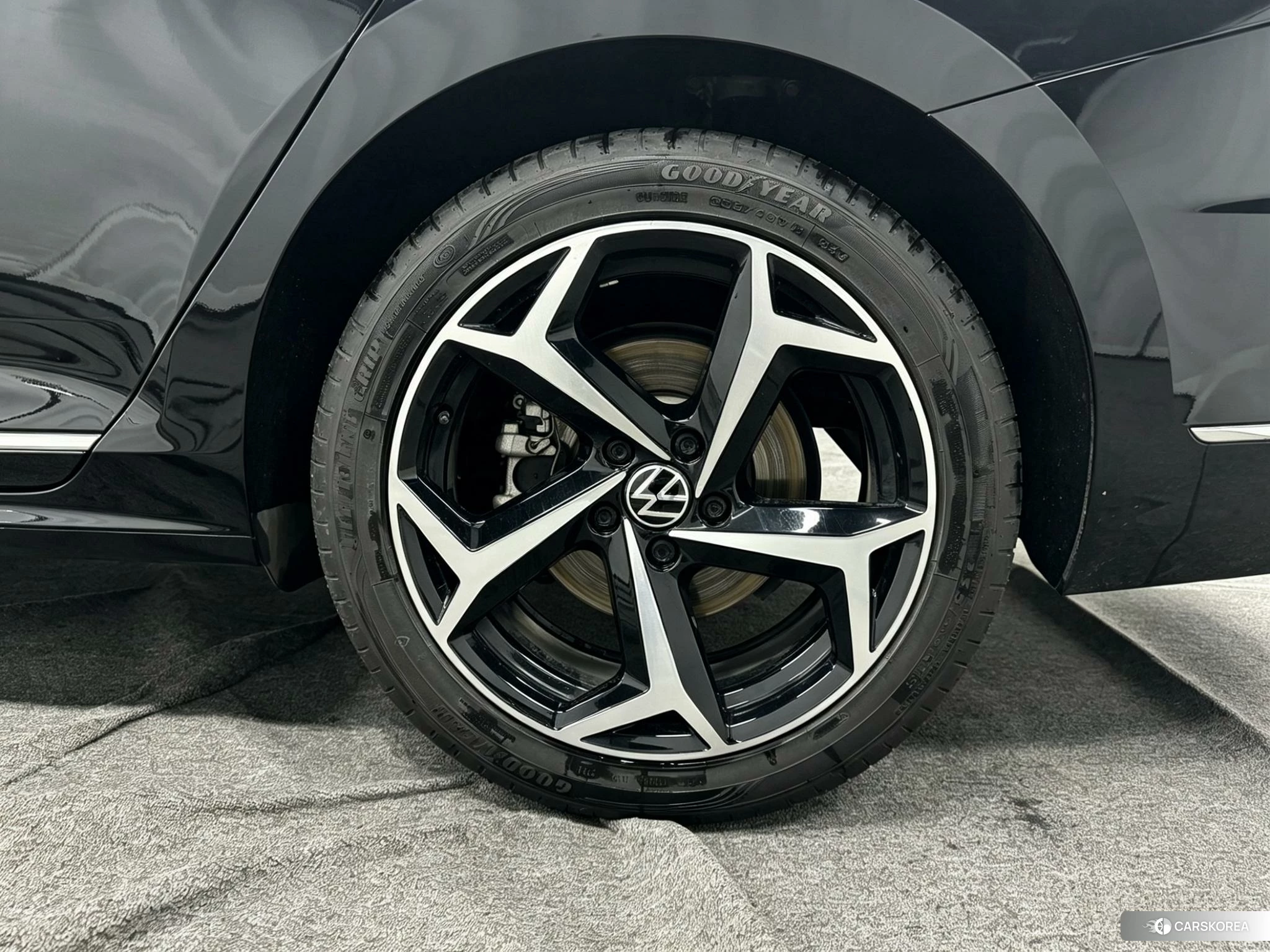 Volkswagen Passat id 4512519 из Китая 10