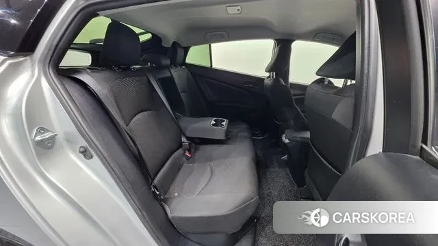 Toyota Prius 4th Generation id 3013012 из Кореи 10