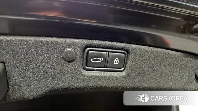 Kia K7 Premier Hybrid id 3708384 из Кореи 10