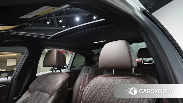 BMW 5 Series (G30) id 3061030 из Кореи 10