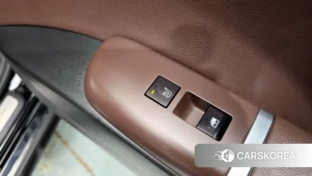 Hyundai Grandeur Hybrid (GN7) id 3518107 из Кореи 10