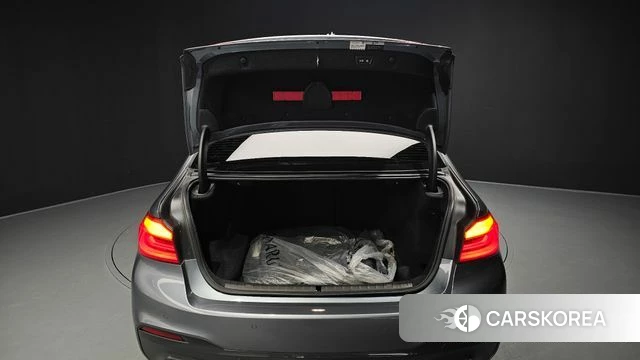 BMW 5 Series (G30) id 4521007 из Кореи 10