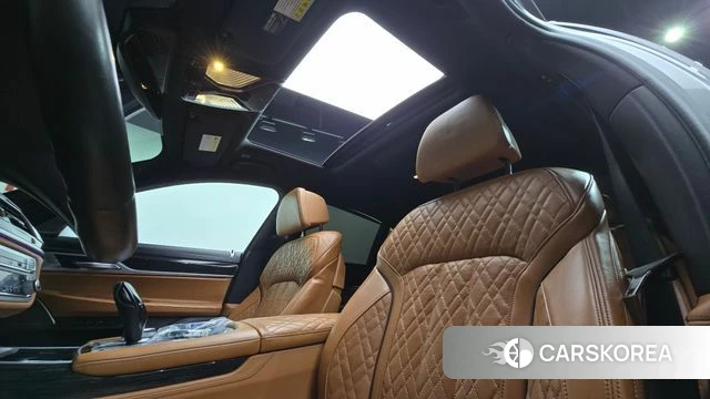 BMW 7 Series (G11) id 3828551 из Кореи 10