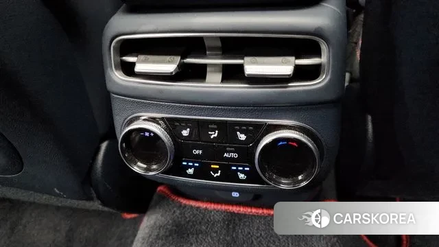 Genesis GV70 id 3685664 из Кореи 10