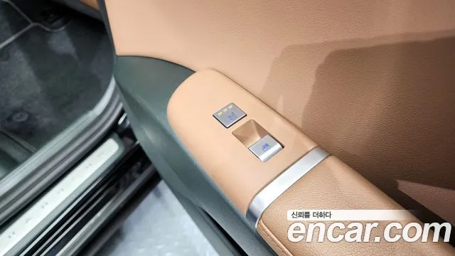 Hyundai Grandeur Hybrid (GN7) id 2697879 из Кореи 10