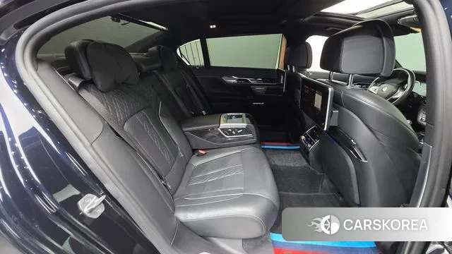 BMW 7 Series (G11) id 3583566 из Кореи 10