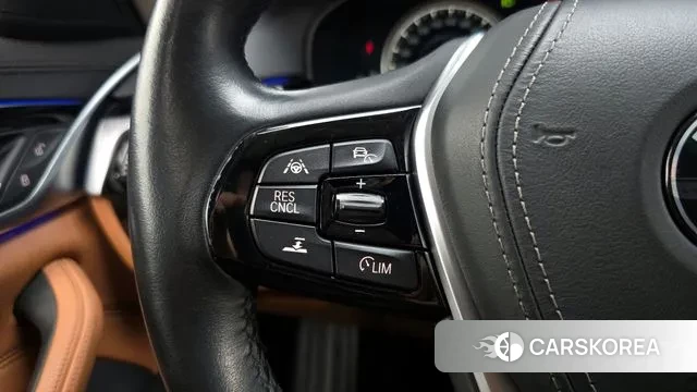 BMW 5 Series (G30) id 3789644 из Кореи 10