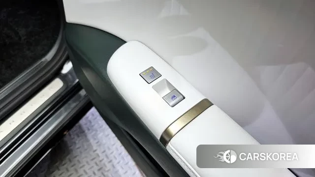 Hyundai Grandeur Hybrid (GN7) id 2884176 из Кореи 10