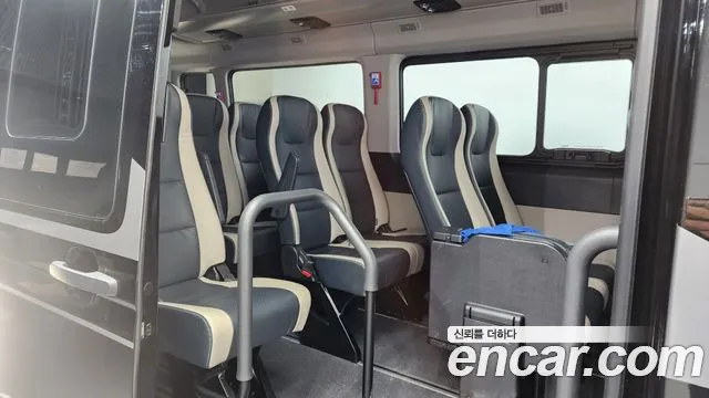 Hyundai Solati id 2350332 из Кореи 10