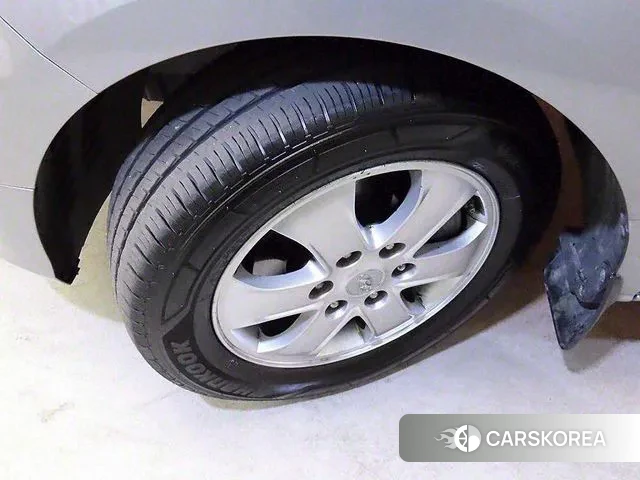 Hyundai The New Grand Starex id 3344122 из Кореи 10