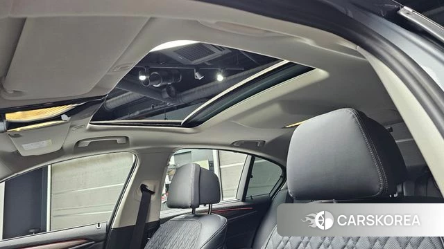 BMW 5 Series (G30) id 4186623 из Кореи 10