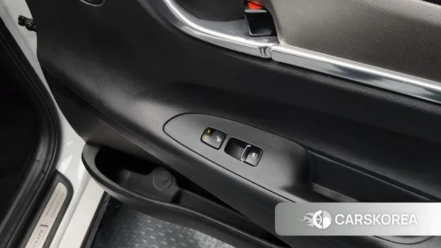 Hyundai The New Grandeur IG Hybrid id 3038613 из Кореи 10